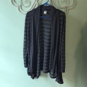 Open front light weight grey cardigan. NWOT.